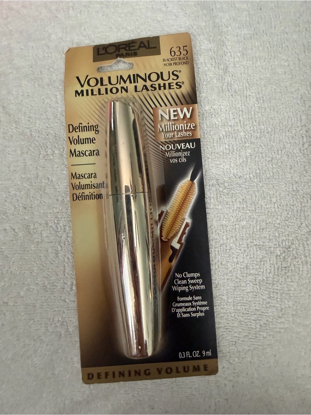 L'Oreal Voluminous Million Lashes Defining Volume Mascara - Gold & Black